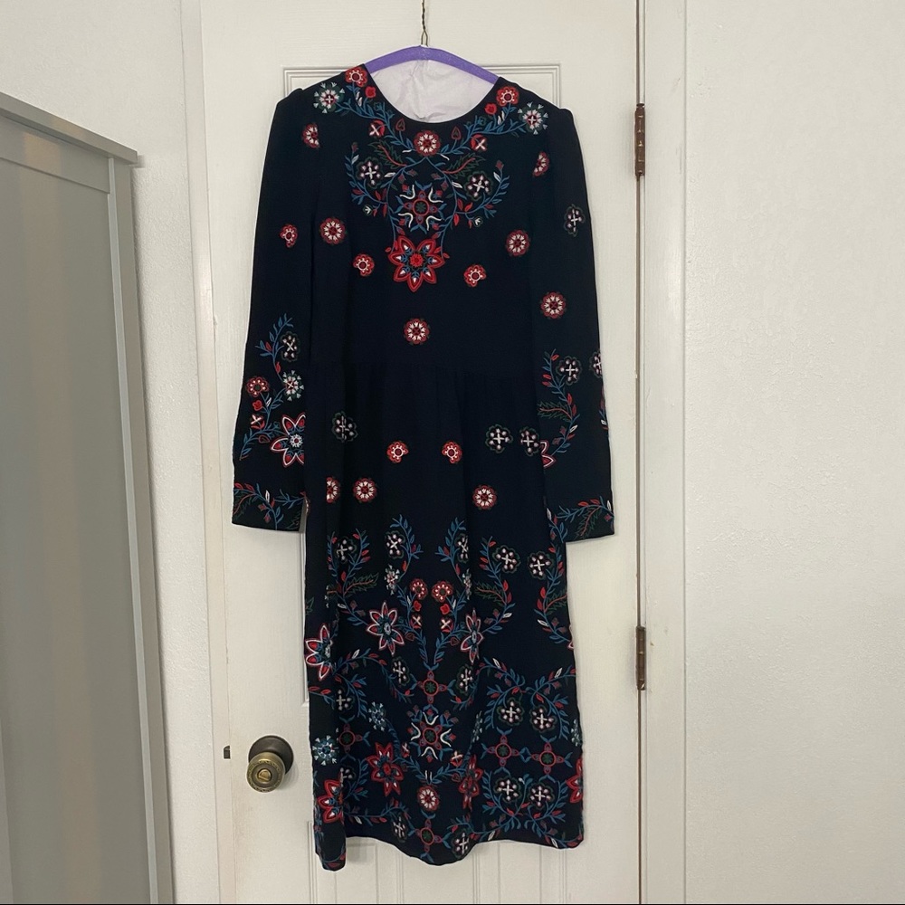 floral embroidered black zara midi dress